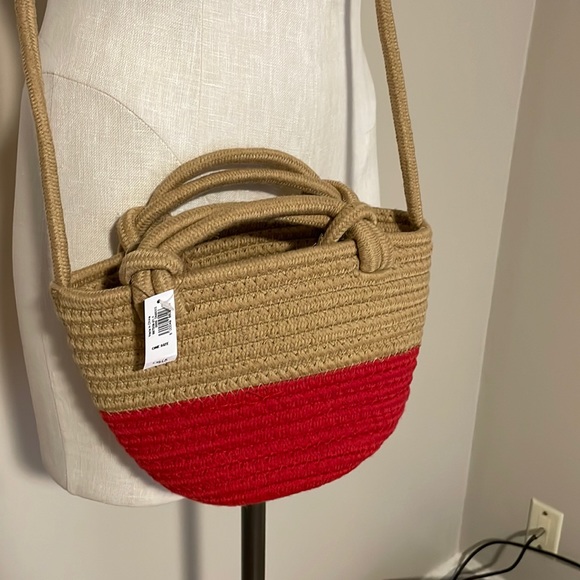 NEW GAP Mini Bucket Rope Crossbody Bag - Picture 3 of 8